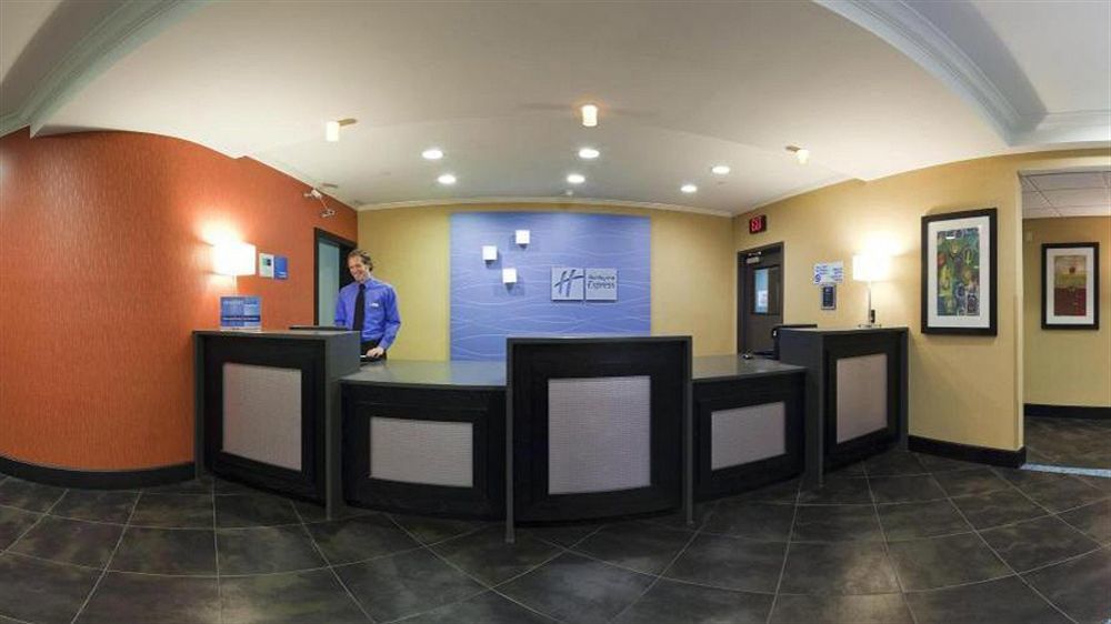 Holiday Inn Express Hotel & Suites North Kansas City By Ihg Extérieur photo