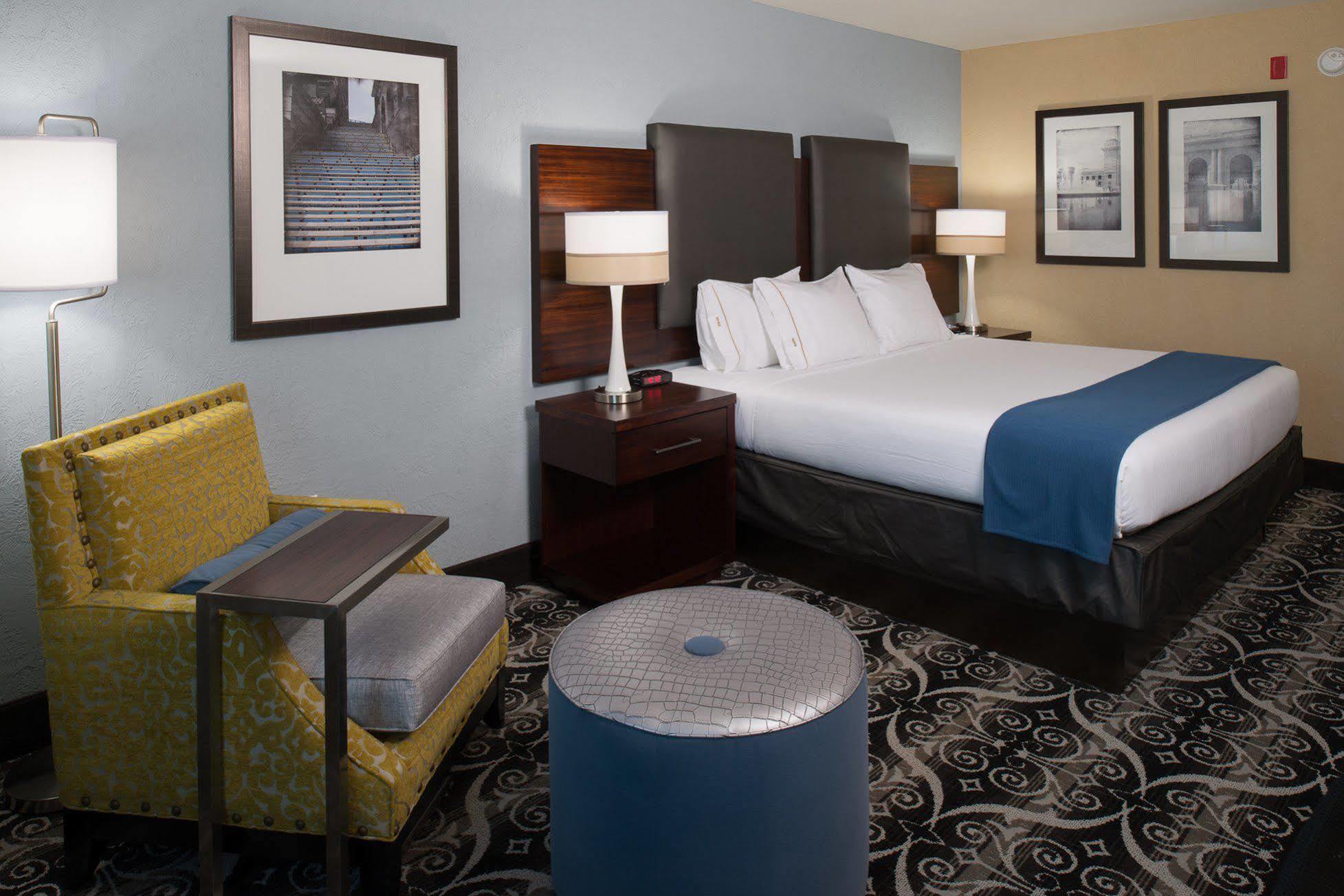 Holiday Inn Express Hotel & Suites North Kansas City By Ihg Extérieur photo