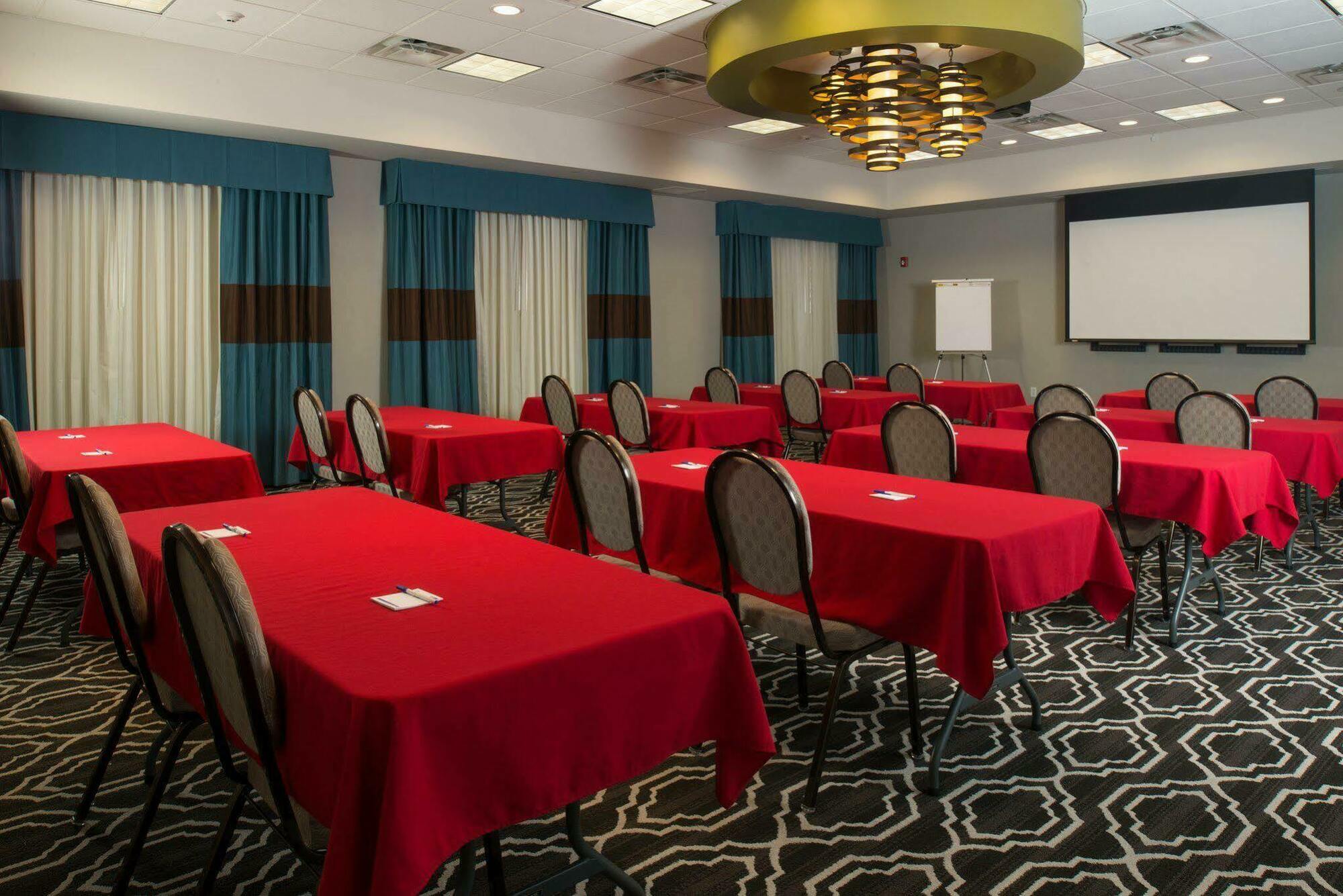 Holiday Inn Express Hotel & Suites North Kansas City By Ihg Extérieur photo