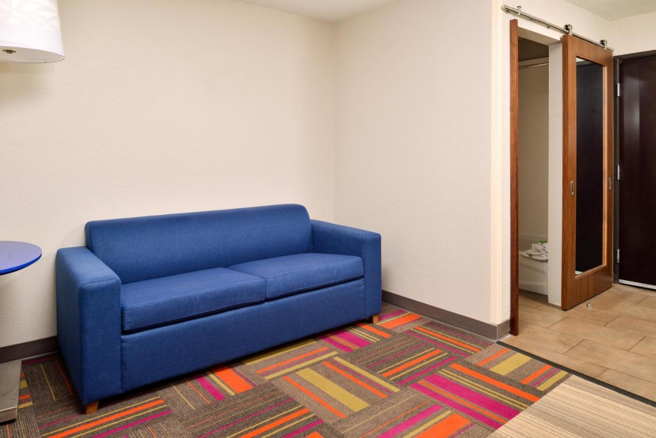 Holiday Inn Express Hotel & Suites North Kansas City By Ihg Extérieur photo