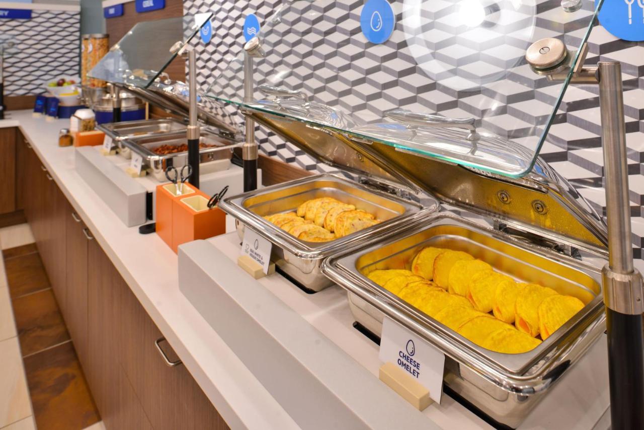 Holiday Inn Express Hotel & Suites North Kansas City By Ihg Extérieur photo