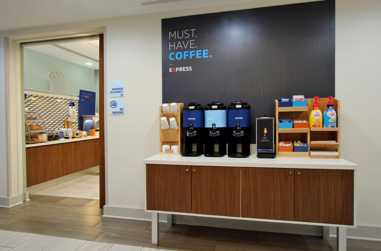 Holiday Inn Express Hotel & Suites North Kansas City By Ihg Extérieur photo