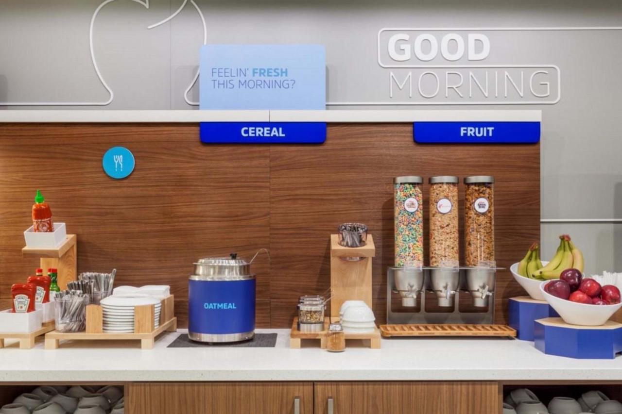 Holiday Inn Express Hotel & Suites North Kansas City By Ihg Extérieur photo